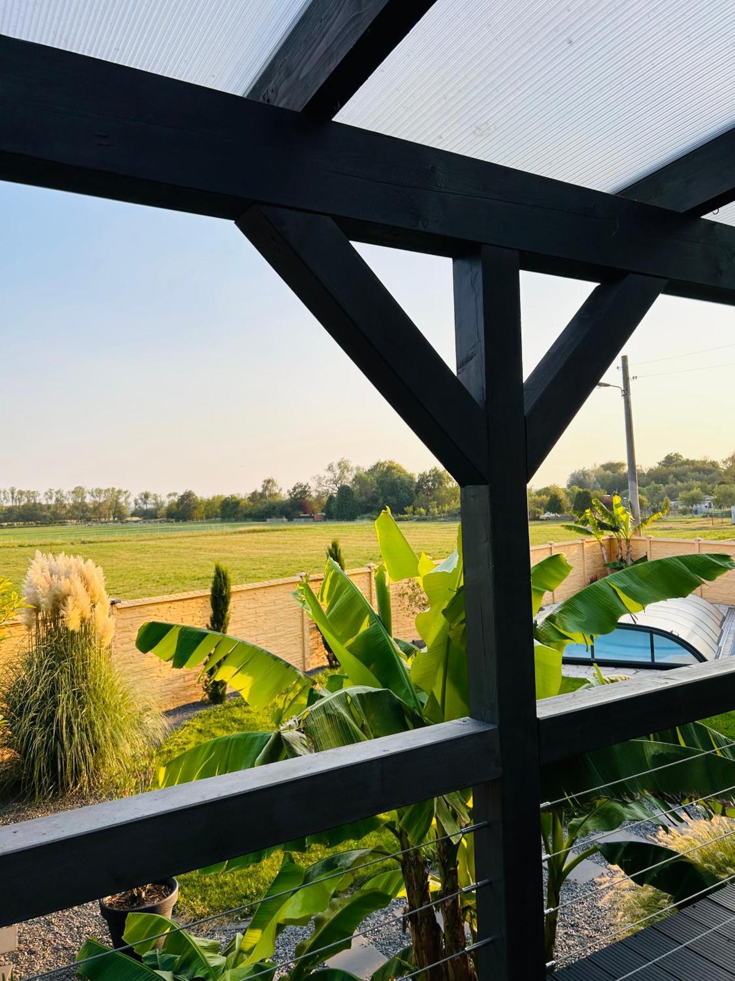 Pool, Sauna Und Blick Ins Gruene Wittenberg Exteriör bild